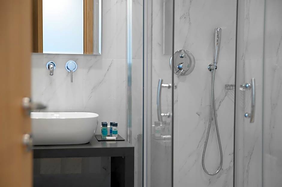 Athenaeum Smart Hotel