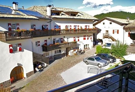Hotel zum Rossl