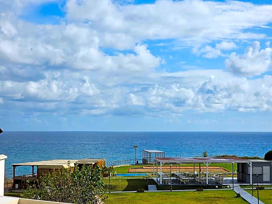 Penelope Beach Hotel Apts