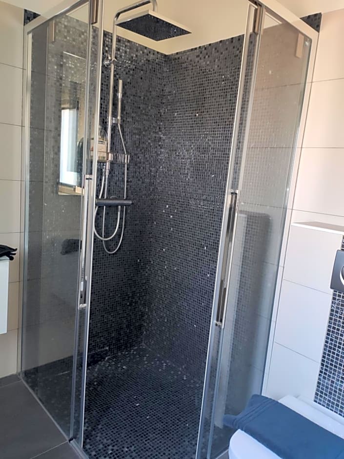 Villa Otilia-Bed and Breakfast-Chambres d'hôtes en Provence