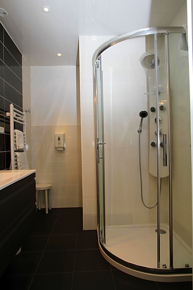 Logis Hotel Restaurant Spa Beau Site