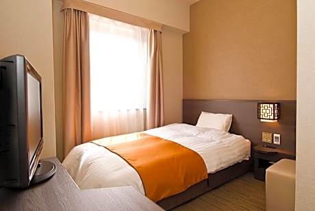 Double Room with Small Double Bed - Non-Smoking