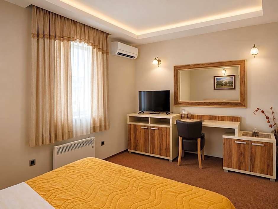 Semberski Salaš Intergaj Hotel