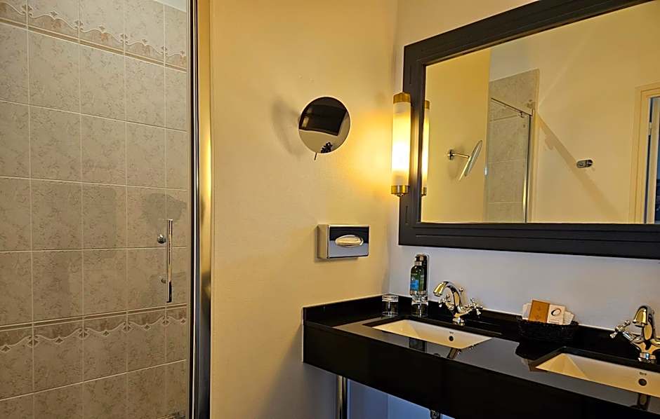 Hôtel Anne d'Anjou, The Originals Collection