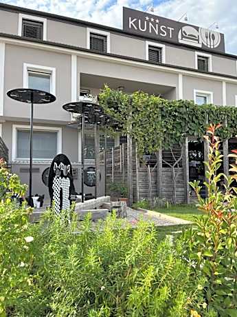Hotel KUNST