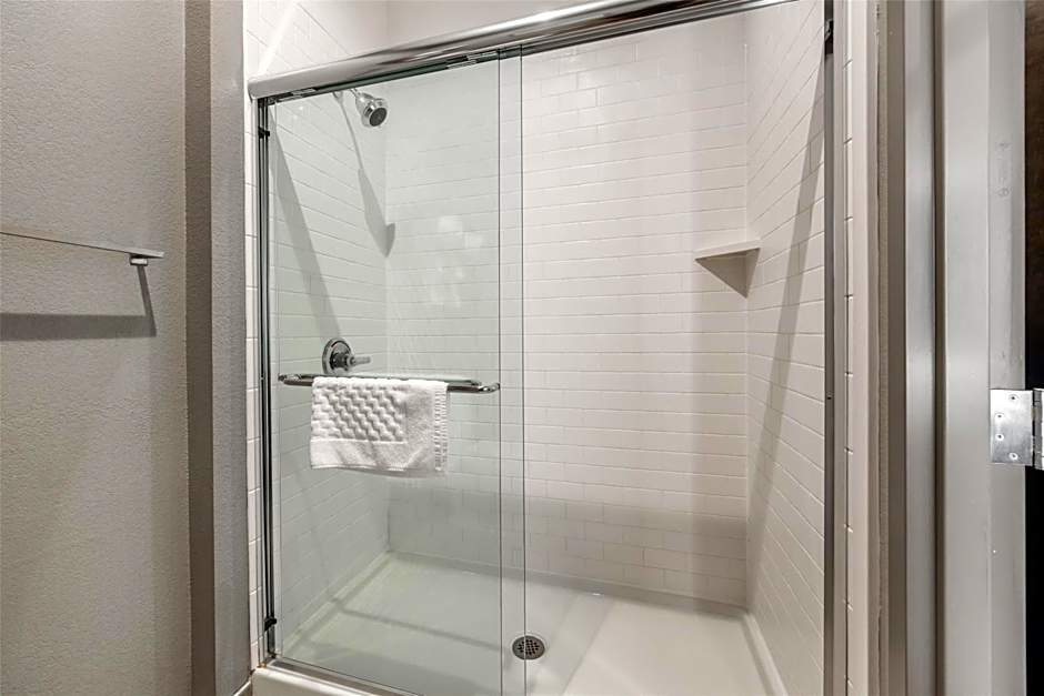 Best Western Plus Lawrenceburg