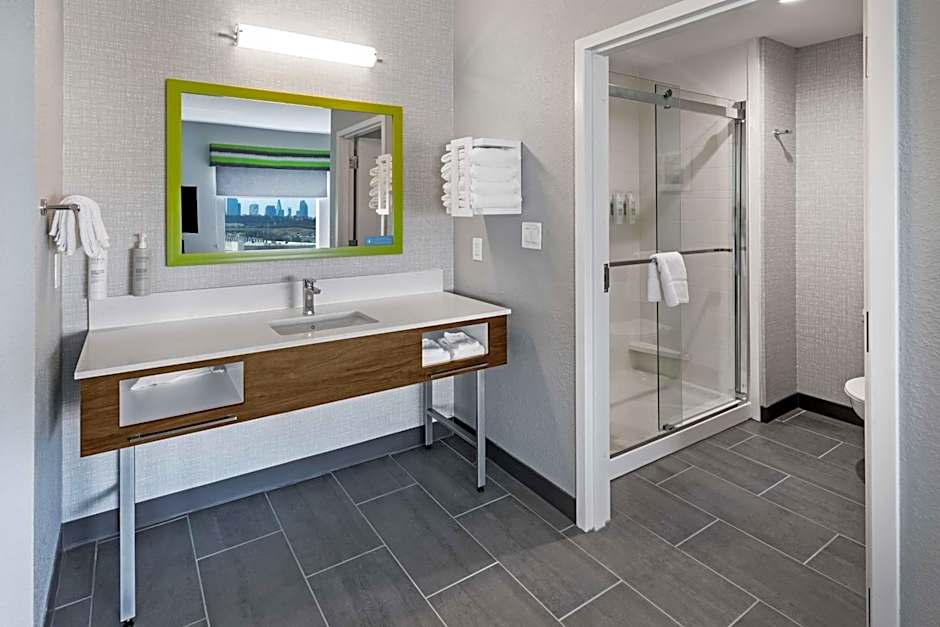 Hampton Inn By Hilton & Suites Dallas I-30 Cockrell Hill, TX