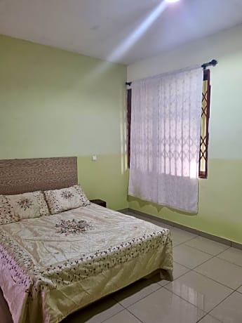 Sicorisa Royal Hotel