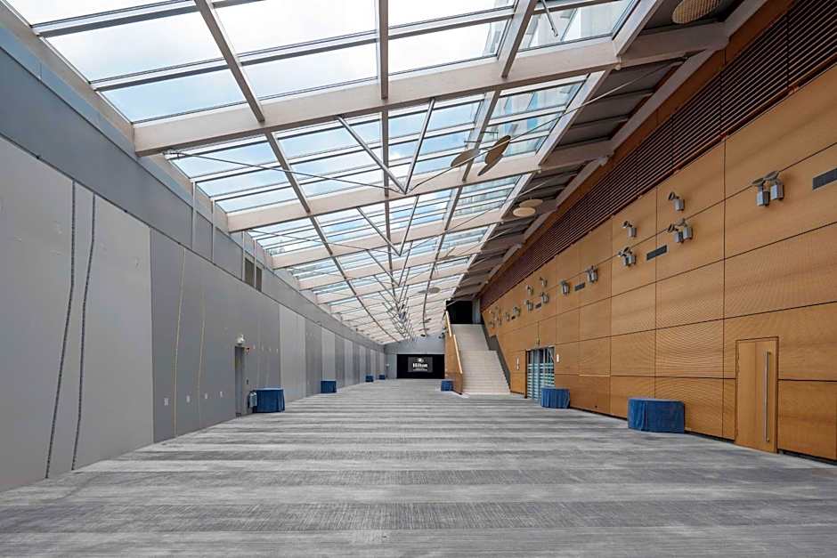 Hilton Geneva Hotel and Conference Centre