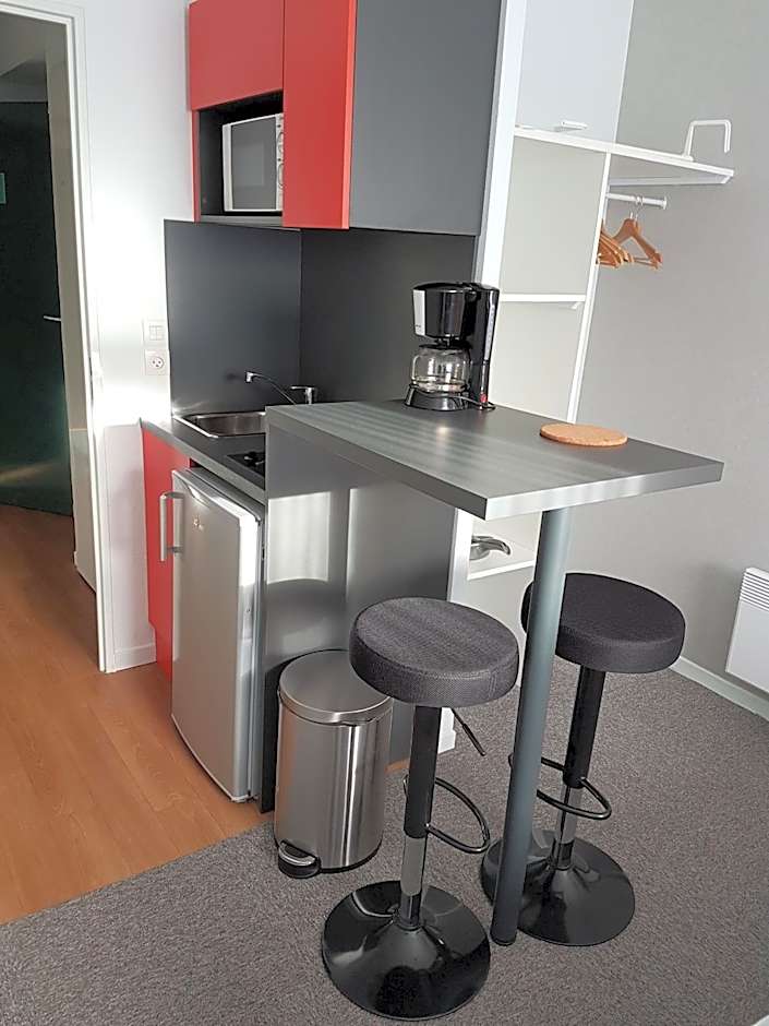 KOSY Appart'hôtel Le Champ De Mars Reims