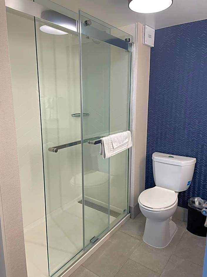 Fairfield by Marriott Inn & Suites Charleston Downtown