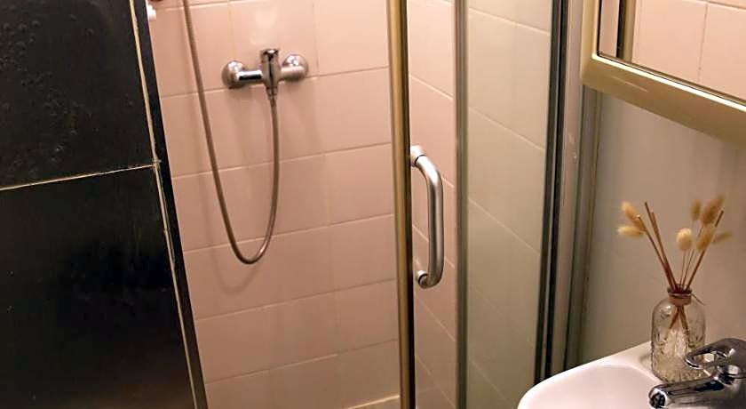 Bridal Tea House Hotel (Yaumatei)