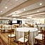 Wyndham Newport Hotel