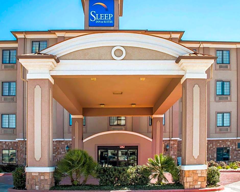 Sleep Inn & Suites at Six Flags