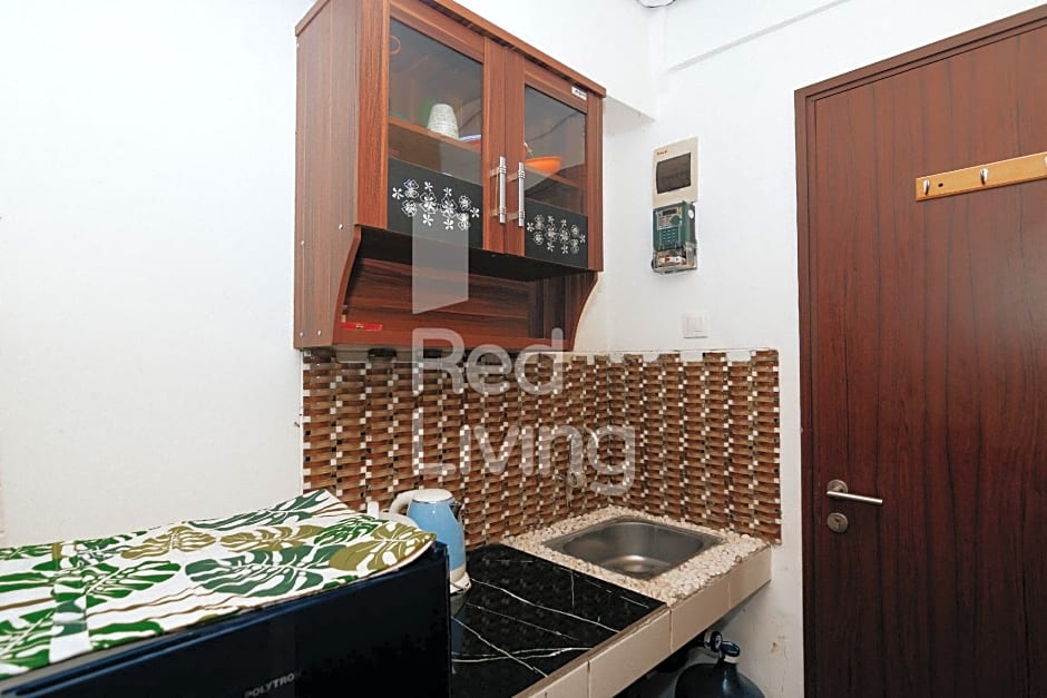 RedLiving Apartemen Gunung Putri Square TOP Room