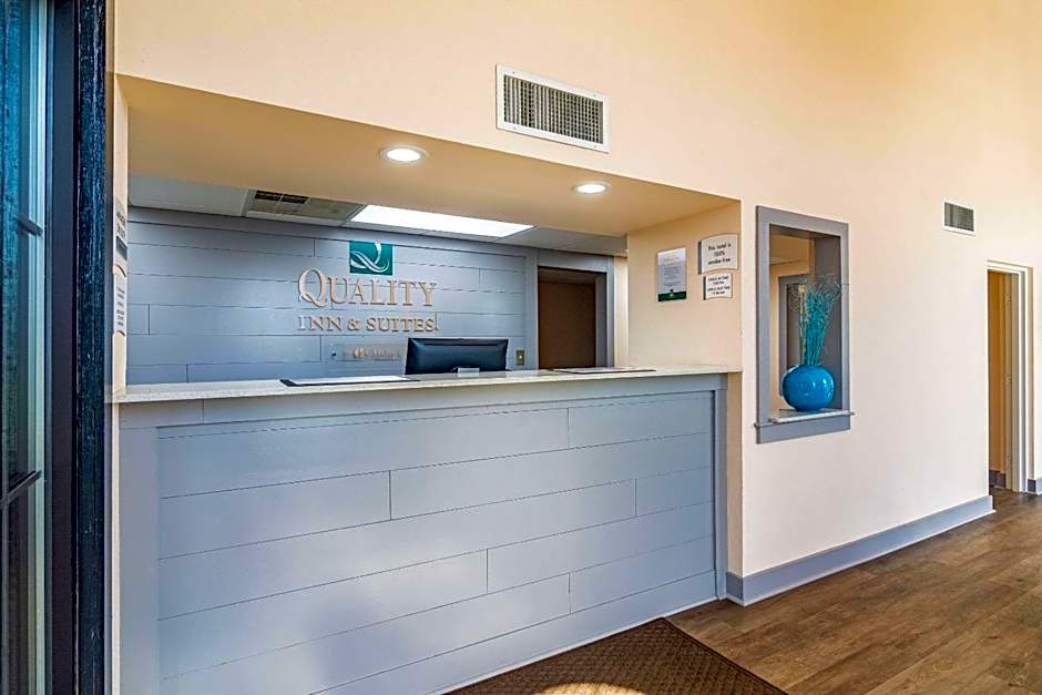 Quality Inn & Suites
