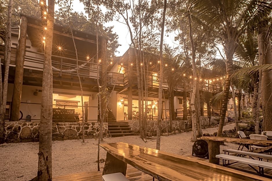 Hotel Buenavista Bacalar Jungle Experience