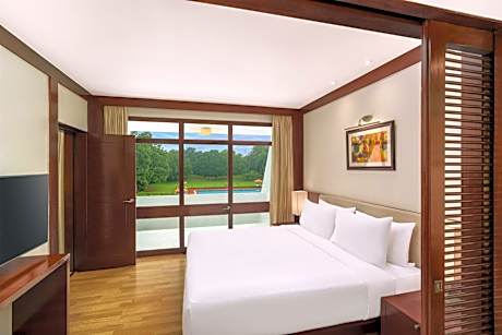 Deluxe Suite With Complimentary One Way Airport/Railway Station Transfer