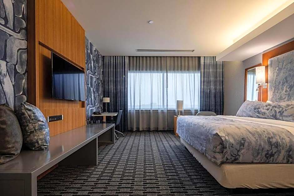 The Hotel At Kirkwood Center