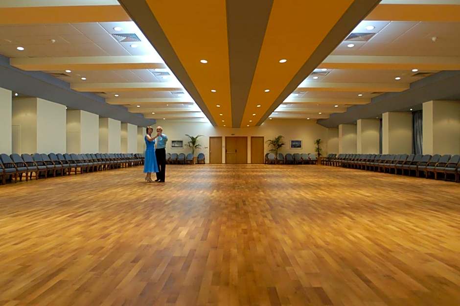 Constantinou Bros Athena Royal Beach Hotel