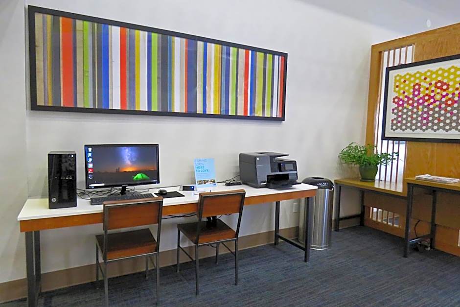 Holiday Inn Express Hotels & Suites Burlington By IHG