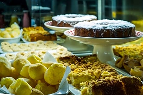 Monte Li­bano Hotel