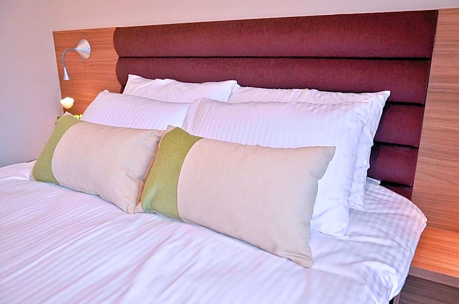 Hotel Capitolina City Chic