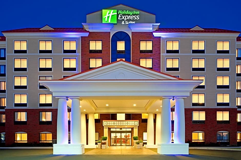 Holiday Inn Express Hotel & Suites Latham By IHG