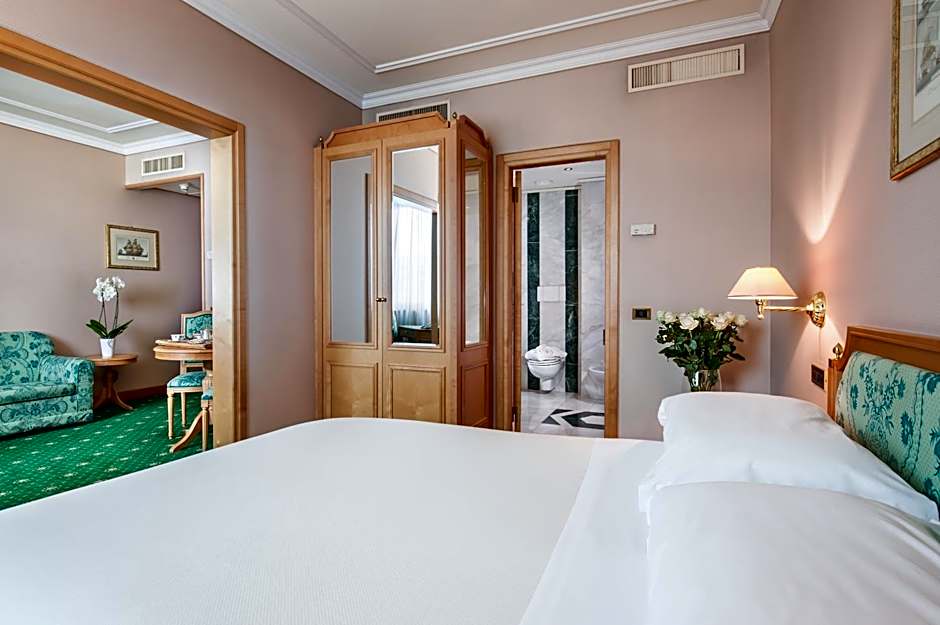 Photo 1 of 6 of Junior Suite