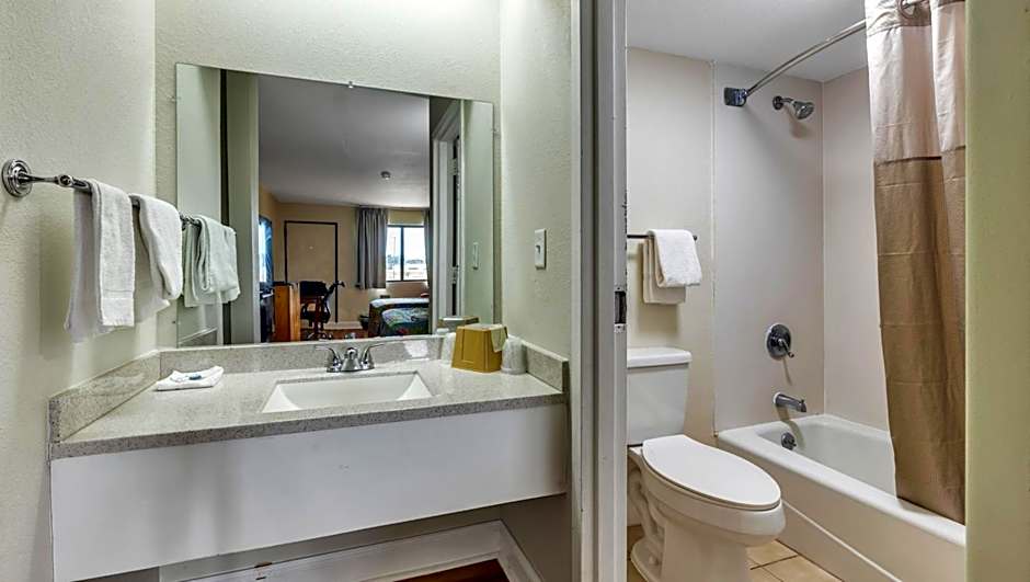 Studios and Suites 4 Less Emporia By Magnuson Worldwide