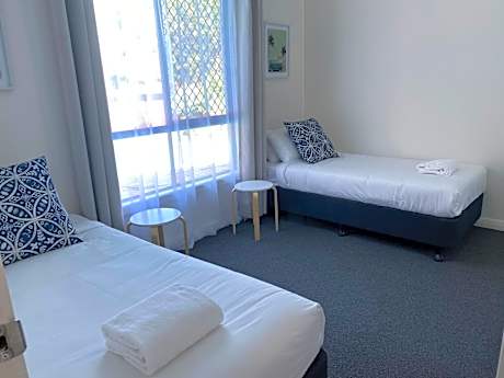 Apartment with Pool View