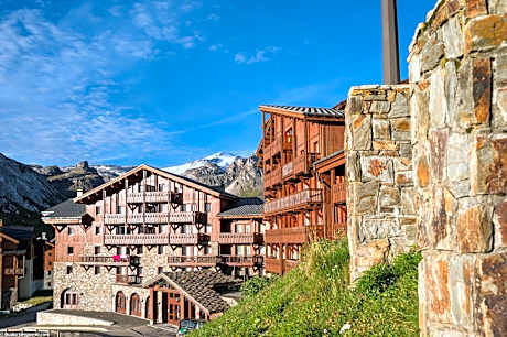 Résidences Village Montana by Les Etincelles