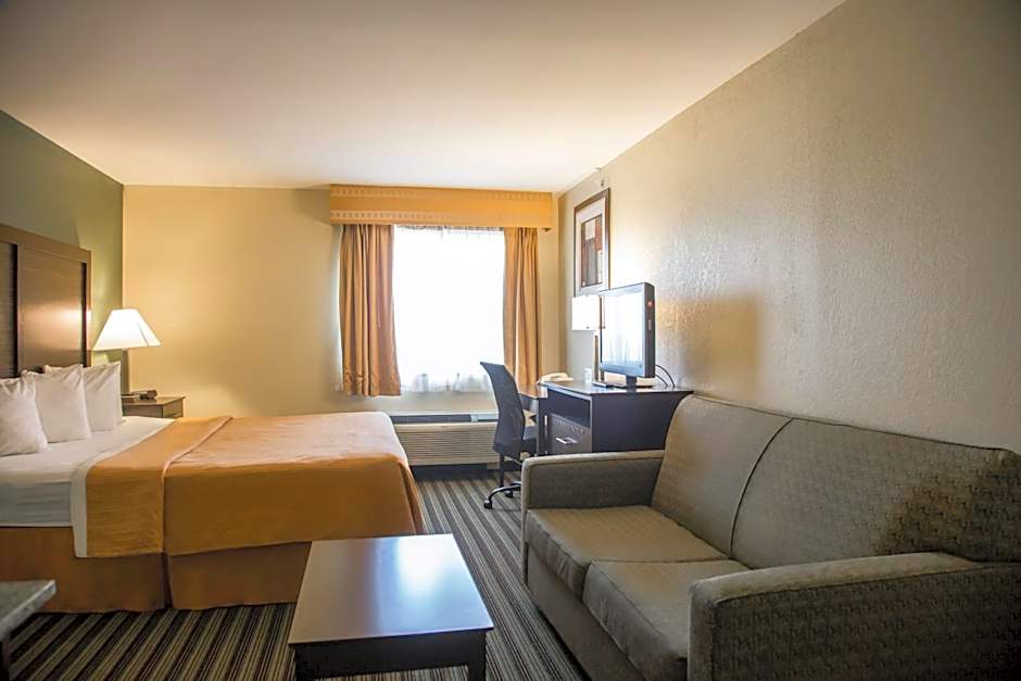 Quality Inn & Suites Loves Park near Rockford