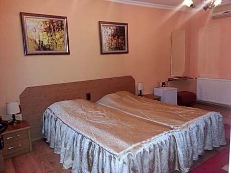 Twin Room - Disability Access