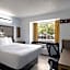 Super 8 by Wyndham Harbison/Parkridge Hospital