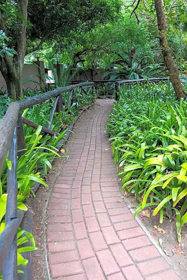Emdoneni Lodge