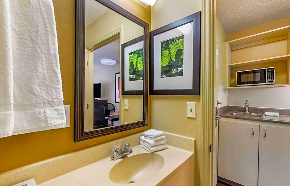 Extended Stay America Select Suites - Chesapeake - Churchland Blvd.