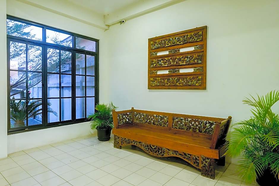 Urbanview Code Riverstay Yogyakarta