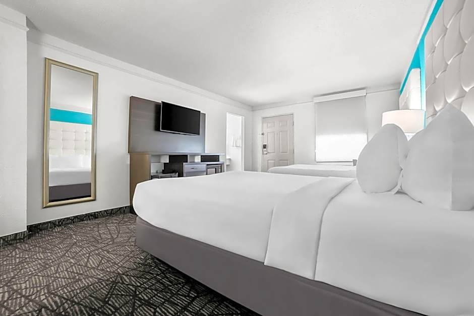 Howard Johnson by Wyndham Columbus Fort Benning