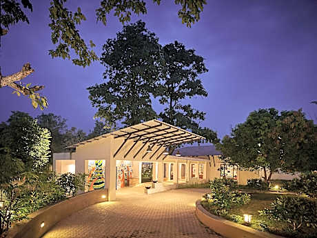 Club Mahindra Kanha
