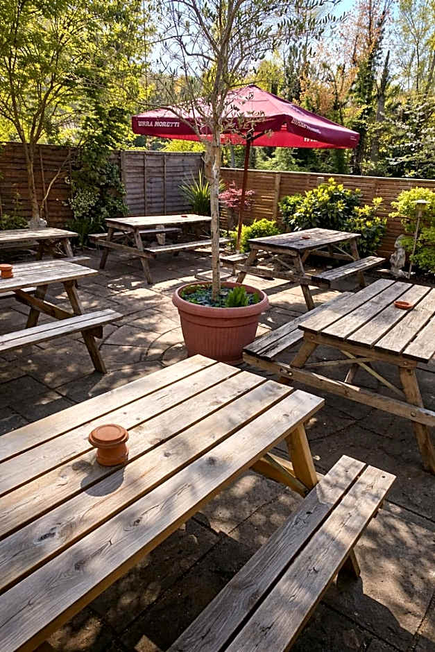 The Tower Arms Hotel