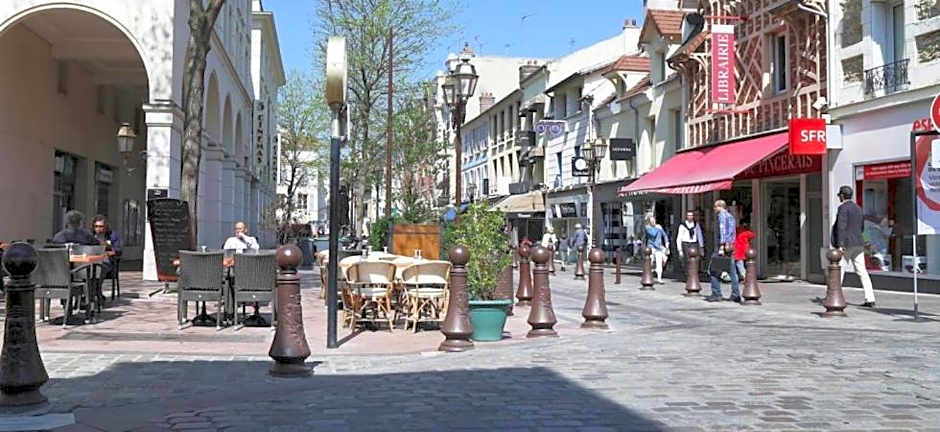 Citea Access Poissy - Résidence Affaires & Tourisme - La Defense & Saint Lazare Less 30 minutes