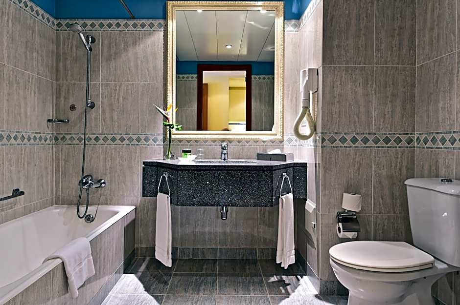 Pestana Miramar Garden & Ocean Hotel