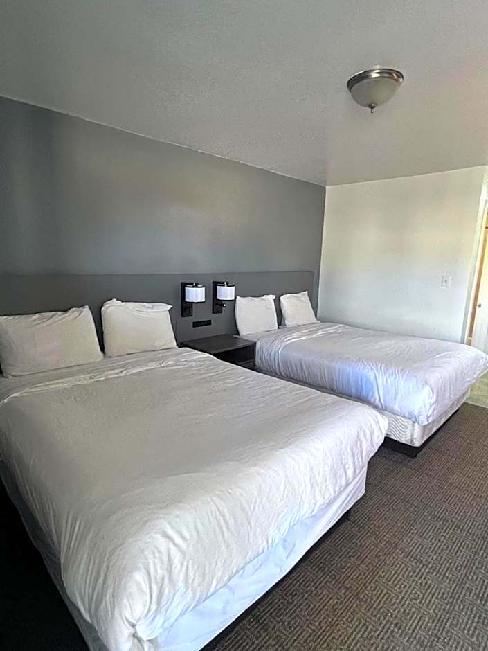 Photo 1 of 6 of Premium 2 Queen Bed with Kitchenette