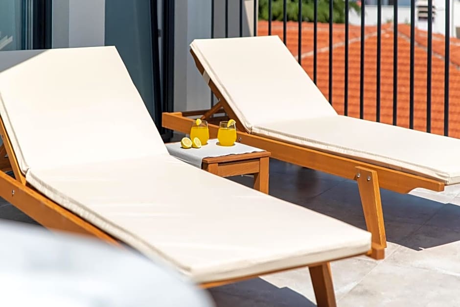 Seven Seas Residence