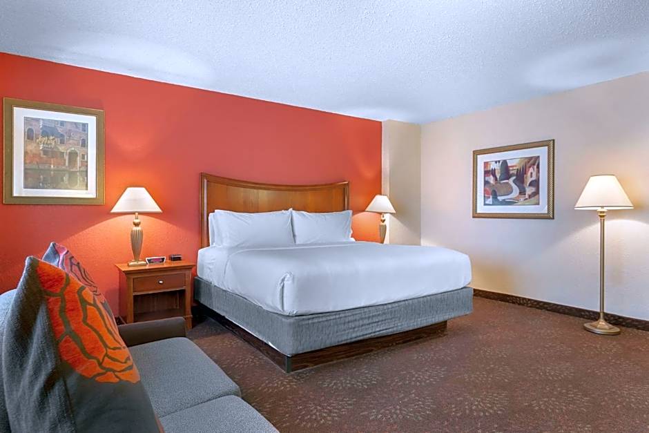 Holiday Inn Express Chicago-Downers Grove By IHG