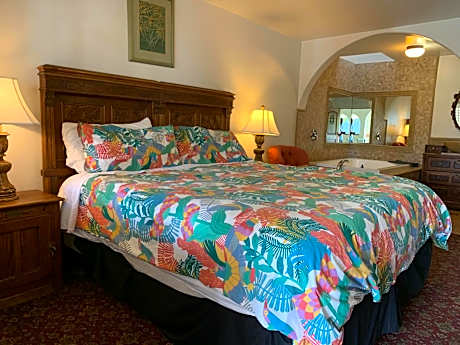 King Suite with Spa Bath