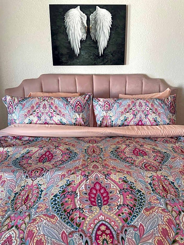 Rainbow Motel