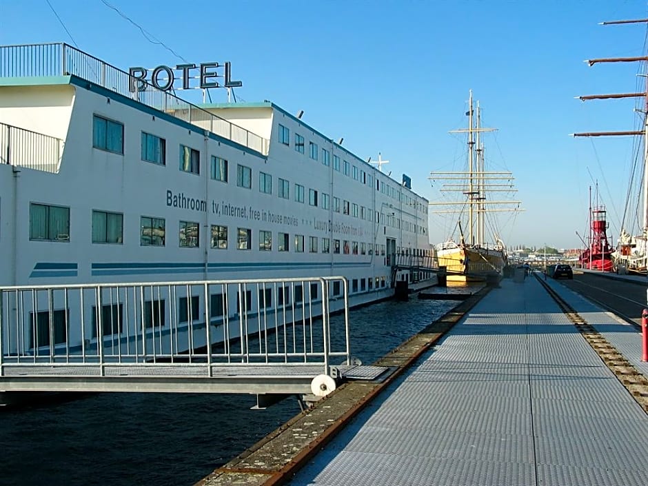 Botel