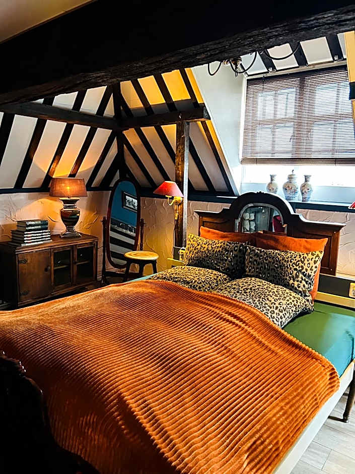 Slapen bij Café de Concurrent